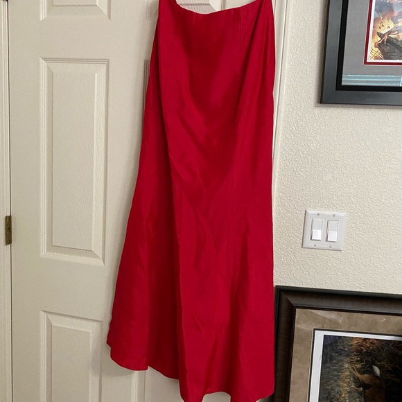 Beautiful formal, 3 pieces. Only been worn 2 - Picture 5 of 12